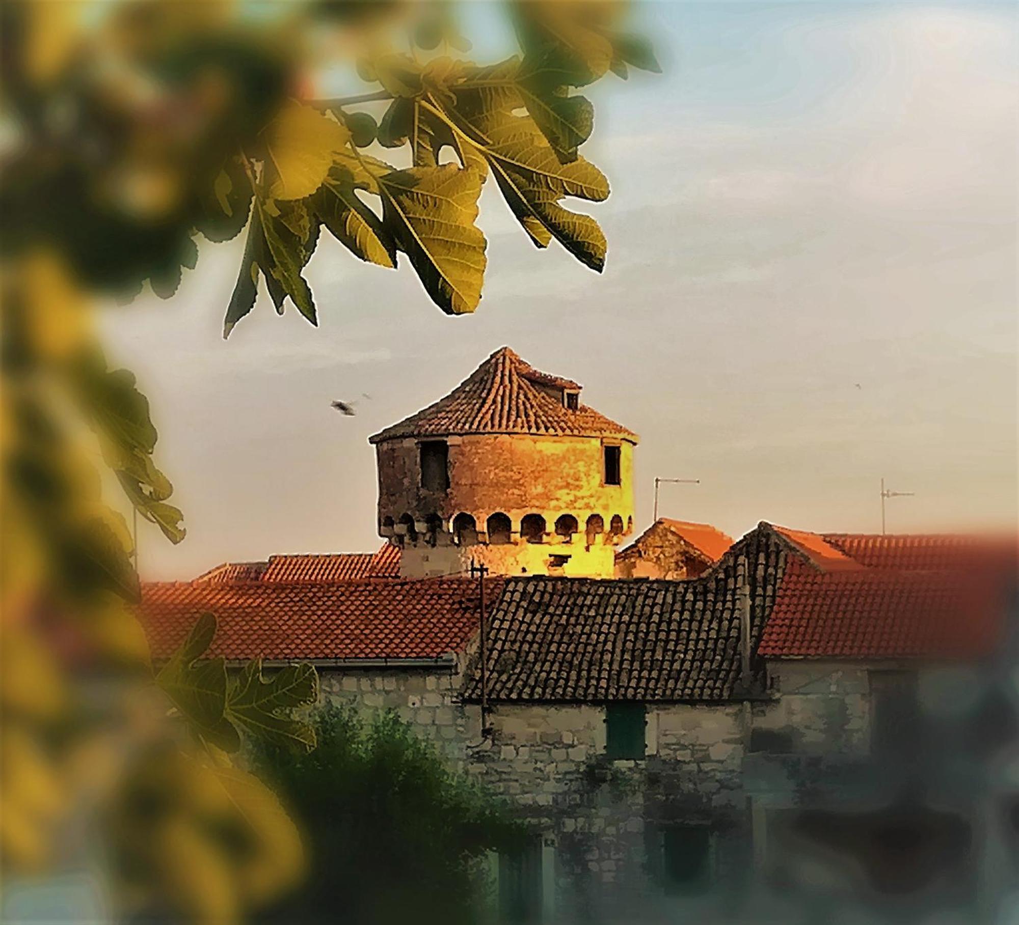 Dida Roko, Rustikalni Apartman S Terasom Kaštela Esterno foto